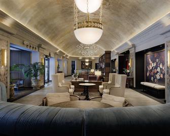 The Queens Hotel - Leeds - Oleskelutila