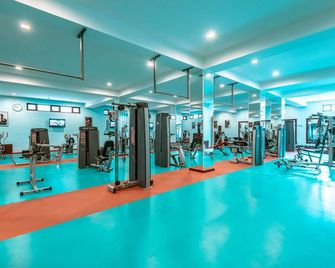 이찬 칼라 프리미엄 클래스 호텔 - 타슈켄트 - 체육관
