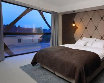 Hotel Nox - ליובליאנה - חדר שינה