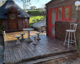 Terrain de Loisirs de 4800m2 - Plounévez-Lochrist - Patio
