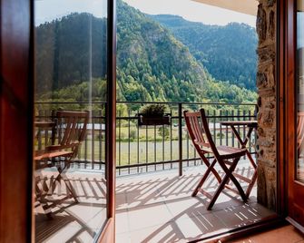 Pierre & Vacances Aparthotel La Tulipa - Ordino - Balcón