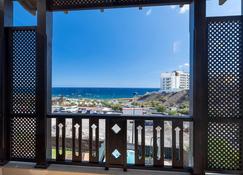 Dream sea view Villa with private swimmingpool and Jacuzzi - San Miguel De Abona - Balcony