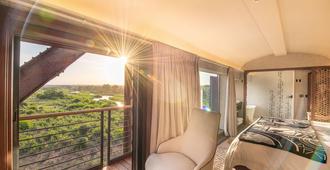 Kruger Shalati - Train on The Bridge & Garden Suites - Skukuza - Bedroom