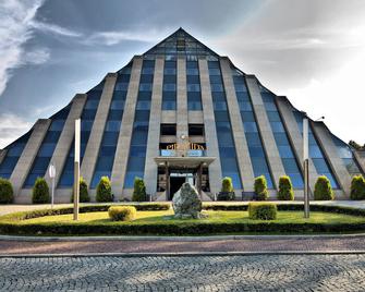 Piramida Park Hotel & Wellness - Tychy - Budova
