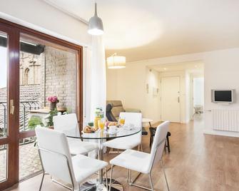 Apartamento con vistas en centro histórico - Saragossa - Essbereich