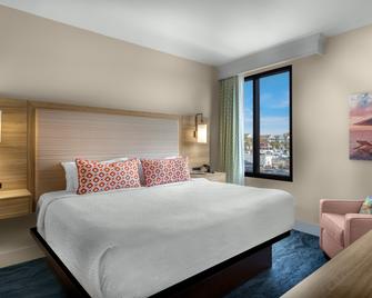 Surfside Beach Oceanfront Hotel - Surfside Beach - Slaapkamer