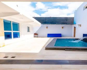 Sd 14br Worry-Free Villas + Daily Transportation - Santo Domingo - Pool