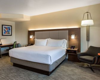 Holiday Inn Express & Suites Oroville Lake By IHG - Oroville - Schlafzimmer