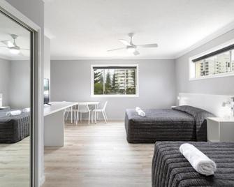 Burleigh Gold Coast Motel - Miami - Bedroom