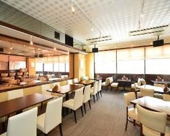 大和橿原都市酒店 - 奈良市 - 餐廳