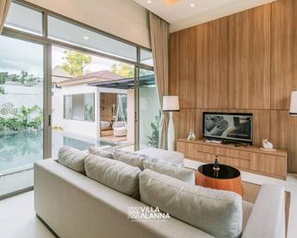 Villa Alanna Phuket - Phuket City - Sala