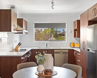 Windsor Cosy 2-Bedroom Unit in Quiet Neighborhood - Brisbane - Cocina