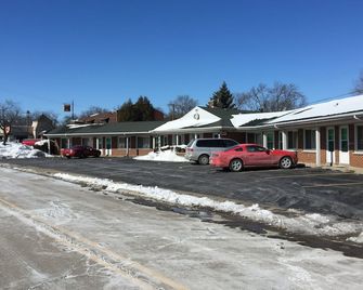 Sunset Motel - Lake Bluff - Building