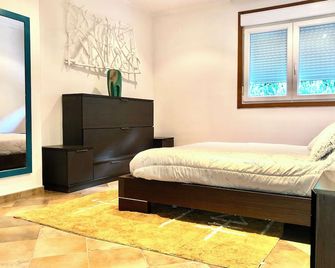 Nuevo Chalet con Encanto y Terraza Vistas ría Vigo - Pontevedra - Bedroom