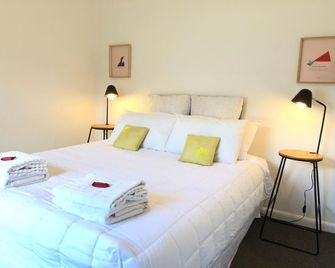 Comfy at Ed's - 20 mins to Kaiteri & Abel Tasman - Motueka - Bedroom