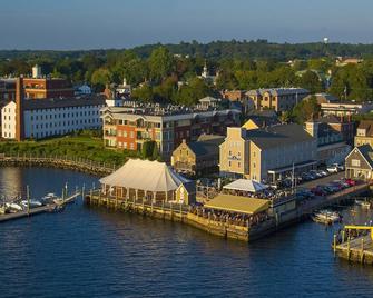 Bristol Harbor Inn - Bristol - Vista del exterior