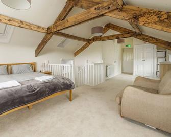 Brookville Cottage is a recently completed barn conversion set in the rural southern village of Ball - 벨라살라 - 침실