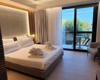 Alevic Hotel Sirmione - Sirmione