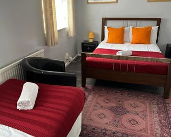 Poynters House - Huku Kwetu Luton - Luton - Bedroom