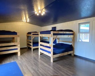 Godspeed Events & Lodging - Port Matilda