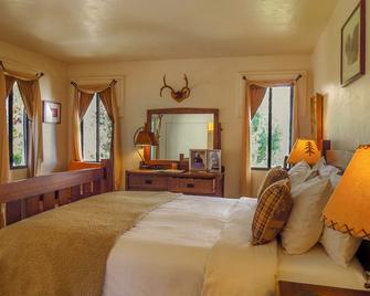 Topanga Canyon Inn Bed and Breakfast - Topanga - Bedroom