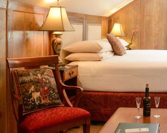 Mine and Farm, The Inn at Guerneville, CA - Guerneville