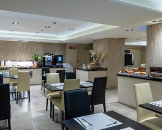 Hotel Lyon - Barcelona - Restaurant