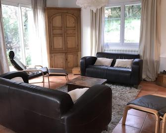 House with heated pool and superb view of Lussan - Lussan - Sala de estar