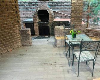 Matsheko Cozy Corner - Phalaborwa - Innenhof
