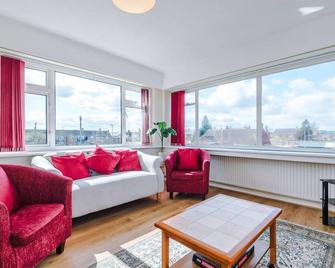 Holcombe Guest House - Barnetby - Huiskamer
