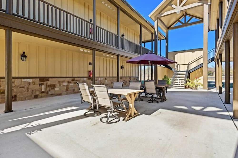 OM A11 Old Mills Resort at Historic Gruene - New Braunfels