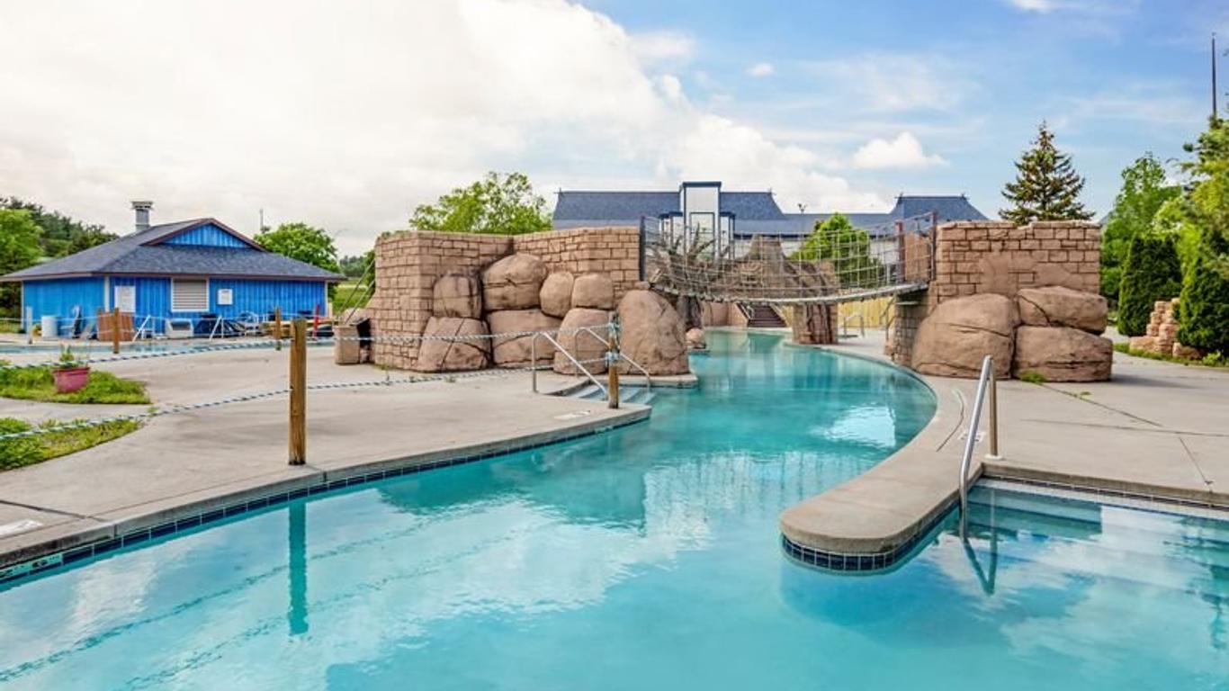 بولينيزيان ووتر بارك ريزورت