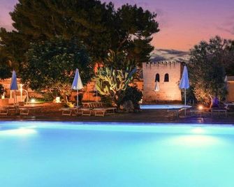Resort Villa Hermosa - Porto Cesareo - Pool