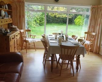 Gayton B&B - Solihull - Dining room