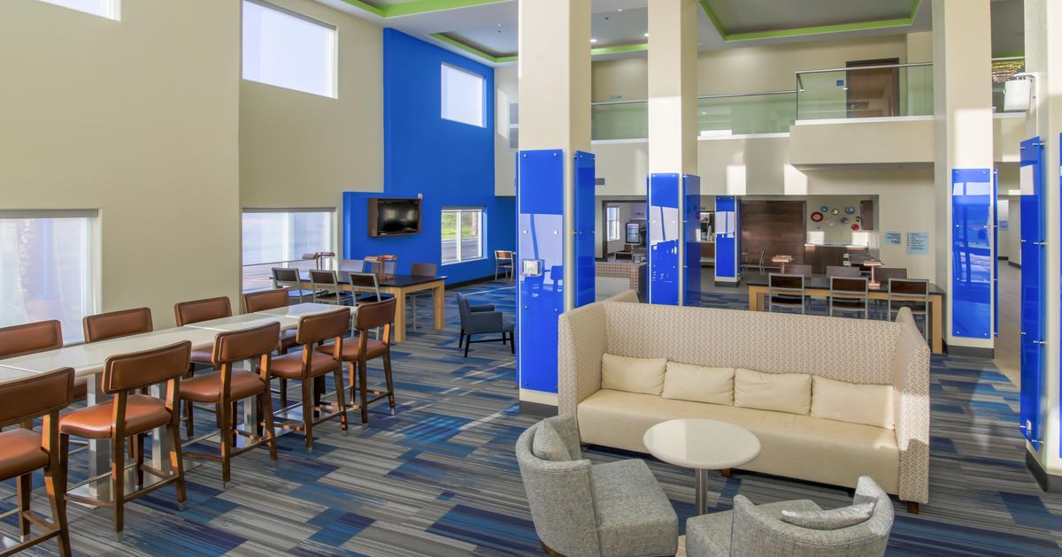 Holiday Inn Express & Suites Raymondville ab 73 €. Hotels in