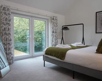Summertown Oxford- Entire 4 bedroom home, sleeps up to 10- 10 mins to city centre - Oxford - Camera da letto