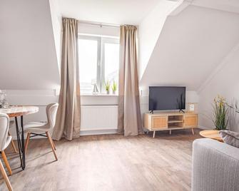 Ferienwohnung Friesisch Nordisch echt Pellworm - Pellworm - Вітальня