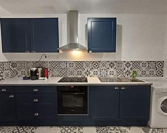 Jardin Saint Merry - Fontainebleau - Kuchyň