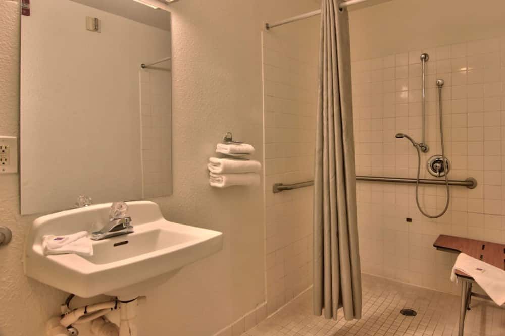 Motel 6-Sacramento, Ca - Old Sacramento North - Sacramento - Baño