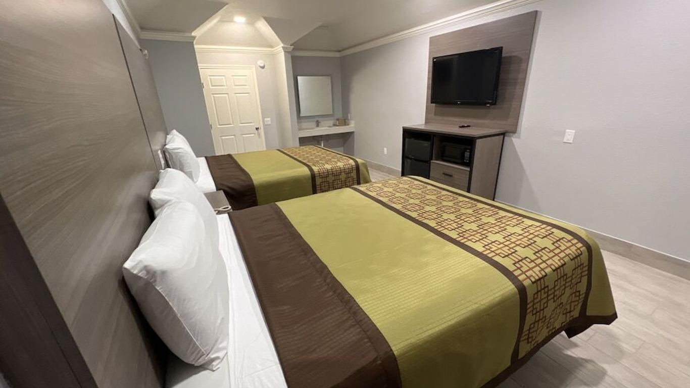 Kiwi Inn