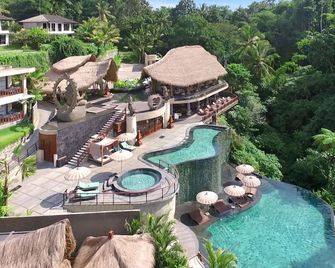 Aksari Resort & Spa Ubud by Ini Vie Hospitality - Gianyar - Piscina