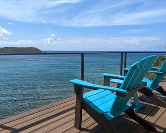 Oceanfront - A perfect couple's only romantic getaway. - St. John - Balcony