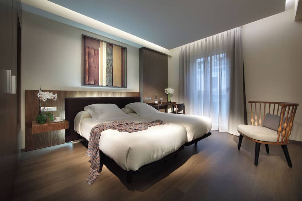 بيبو هوتل ريكوجيداس - غرناطة - غرفة نوم