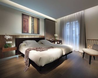 BIBO Hotel Recogidas - Granada - Bedroom