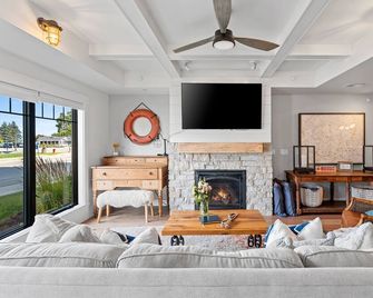 101 | Luxury | Downtown Sister Bay - Sister Bay - Wohnzimmer