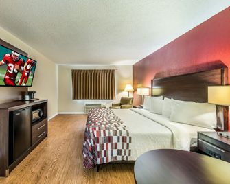 Red Roof Inn & Suites Wapakoneta - Wapakoneta - Slaapkamer