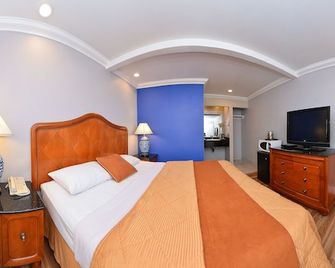 Highlander Motel - Oakland - Habitación