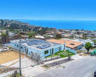 Luxury 3BR Malibu Home w Pool/Panoramic Ocean View - Topanga - Building