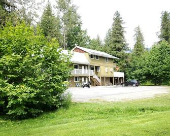 The Hitching Post Motel - Mt Currie - Edificio