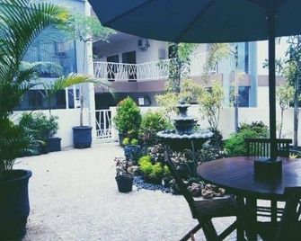 Omah Pawon Hotel - Kediri - Patio